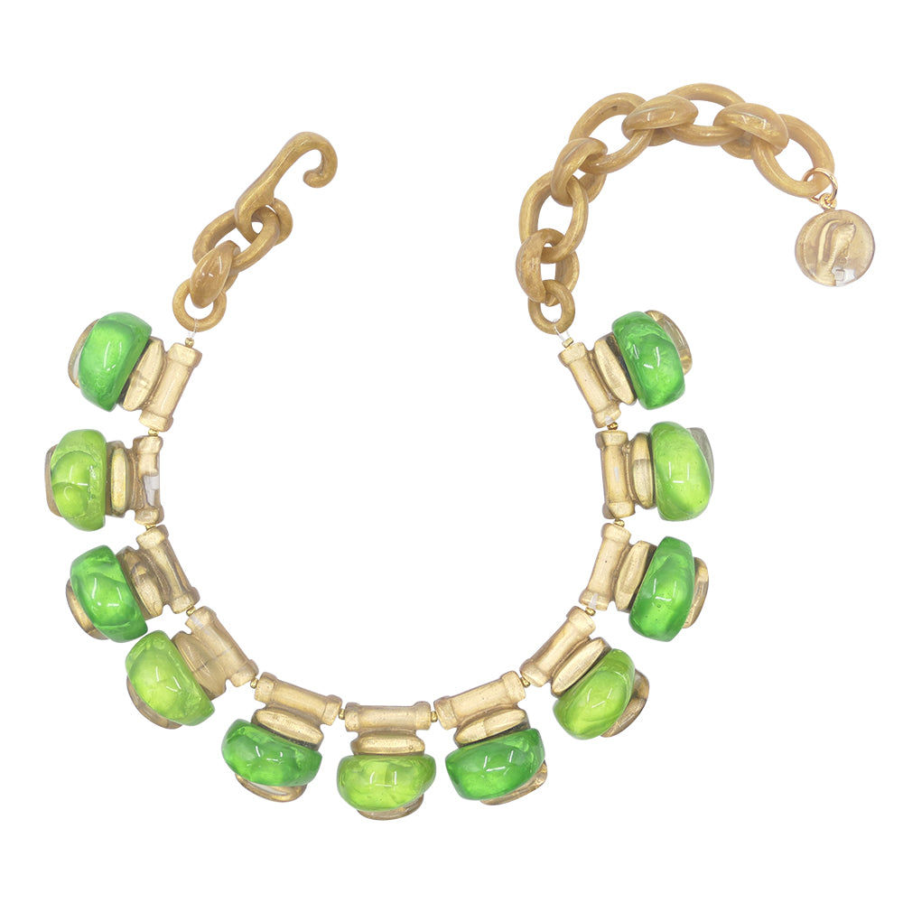 Collier Hilary
