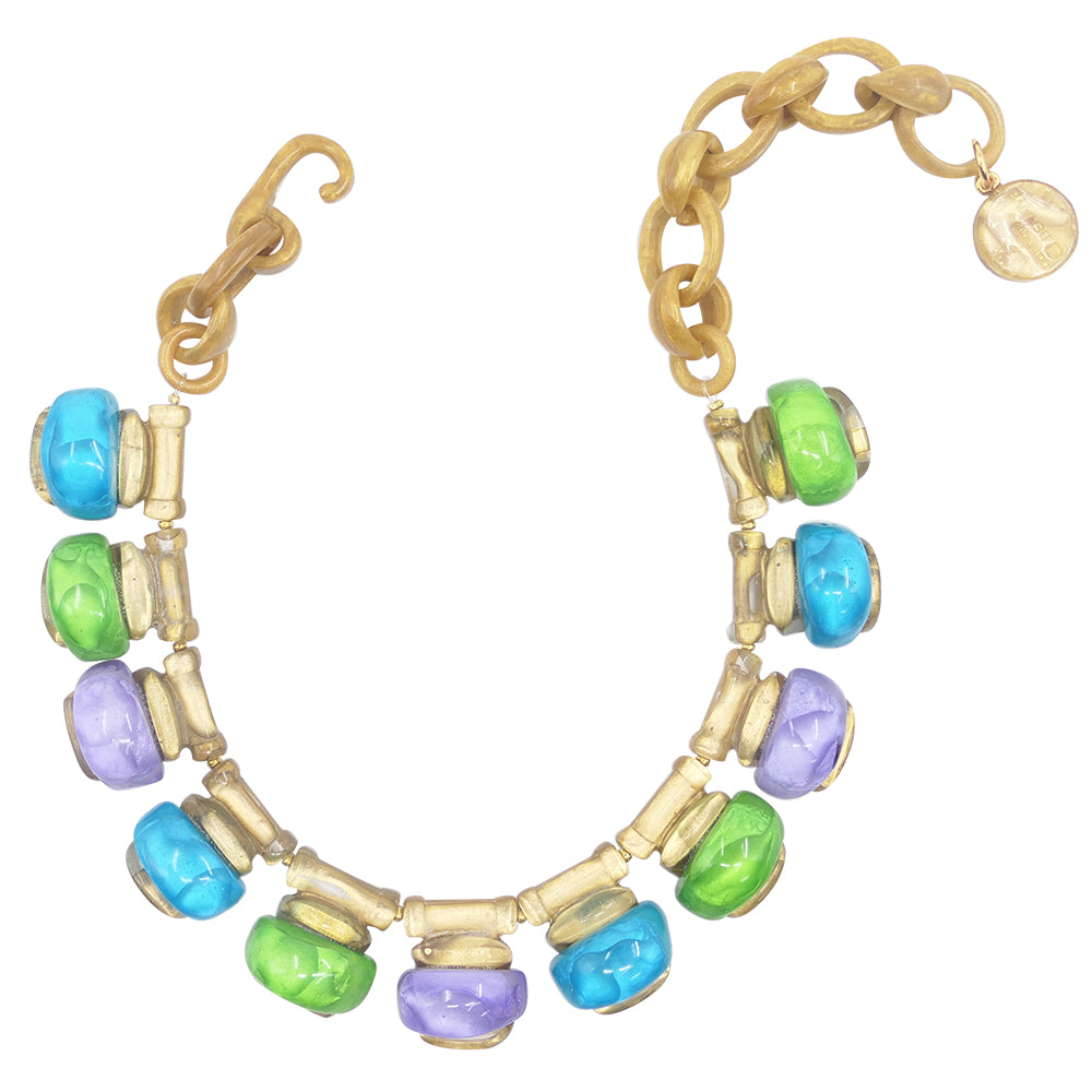 Collier Hilary
