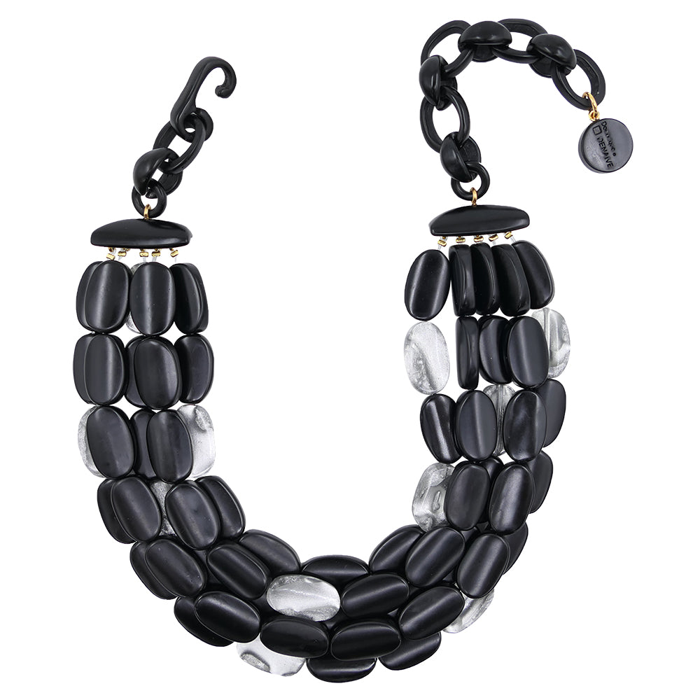 Collier Laura