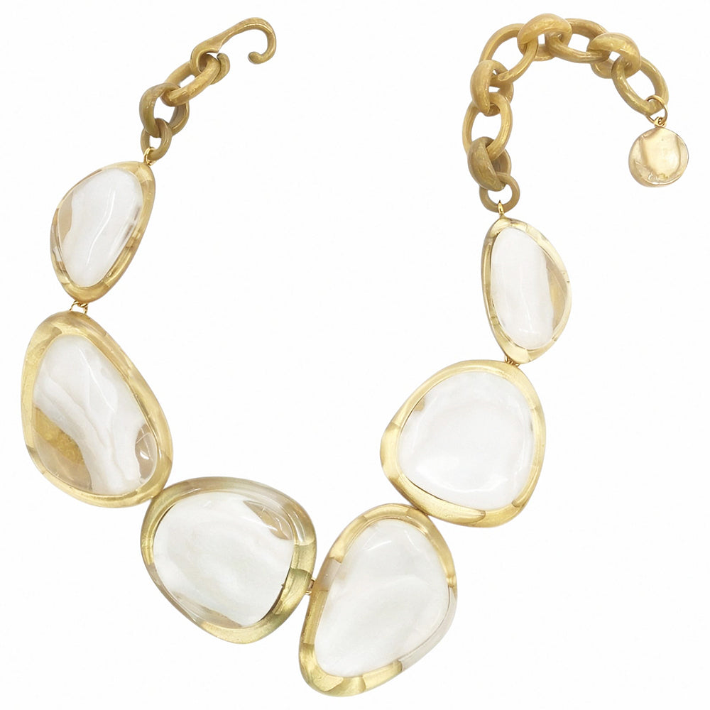 Collier Amy