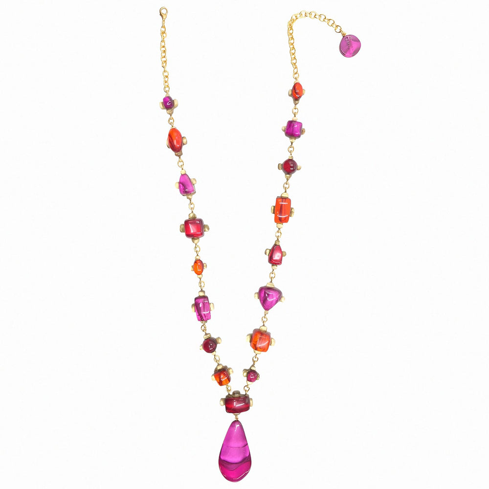 Collier Shawn
