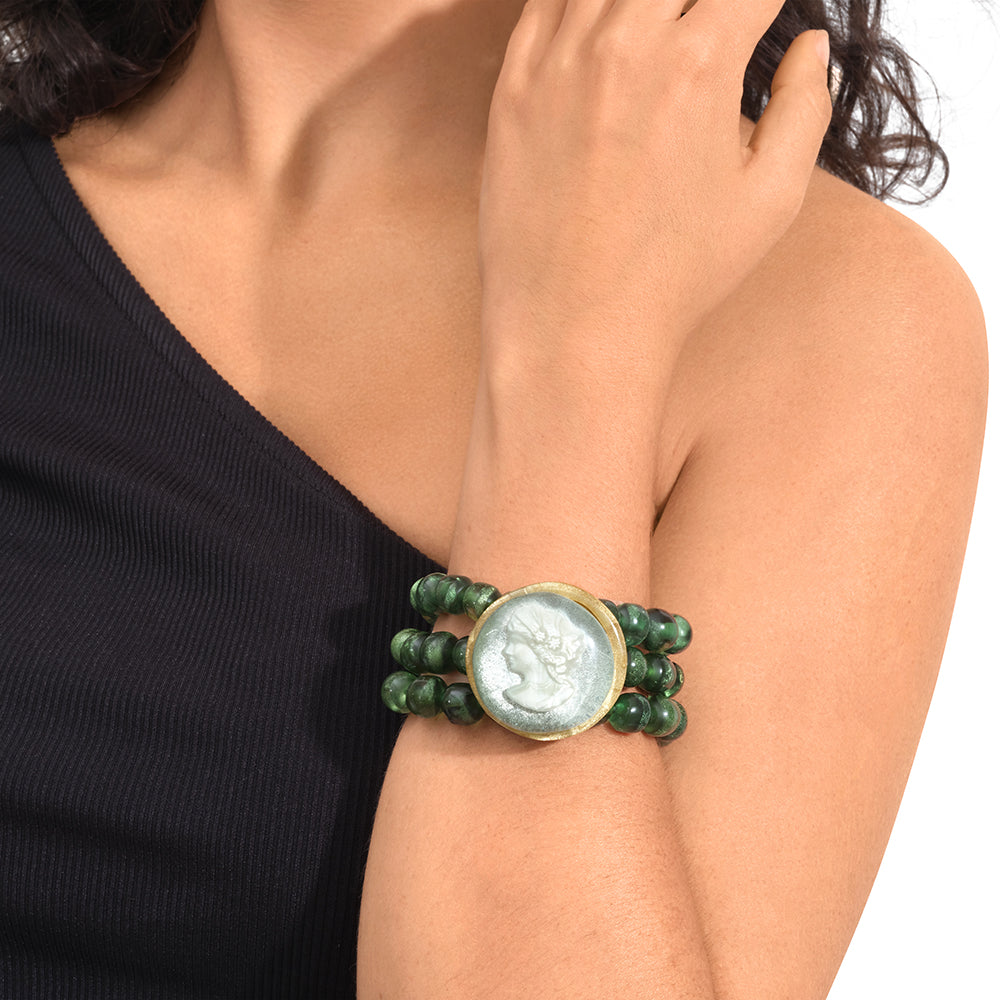 7201-Flavia-Basil-Porter.jpg