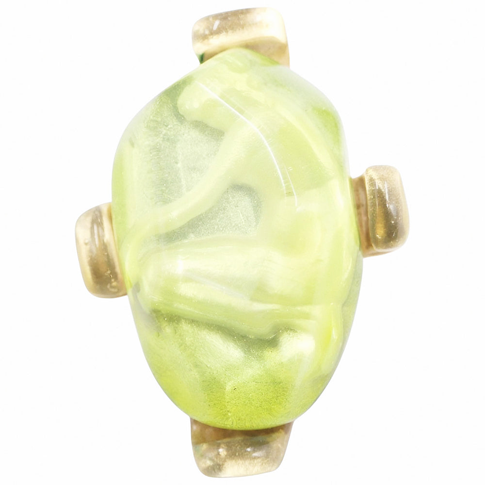 Broche Becker