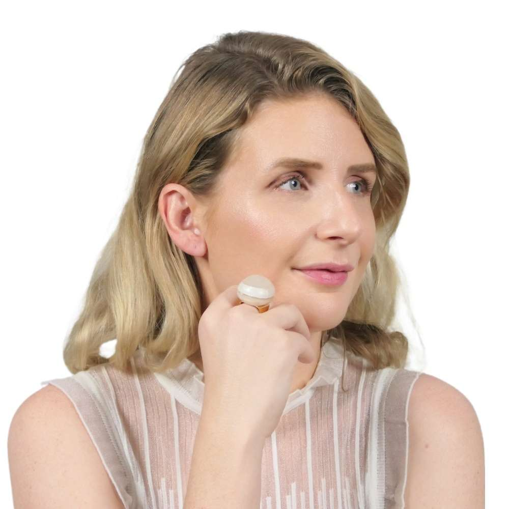 84040BagueEllaineNacrePorter.png