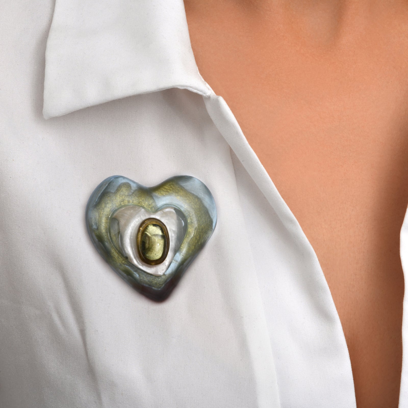 broche-resine-dominique-denaive.jpg